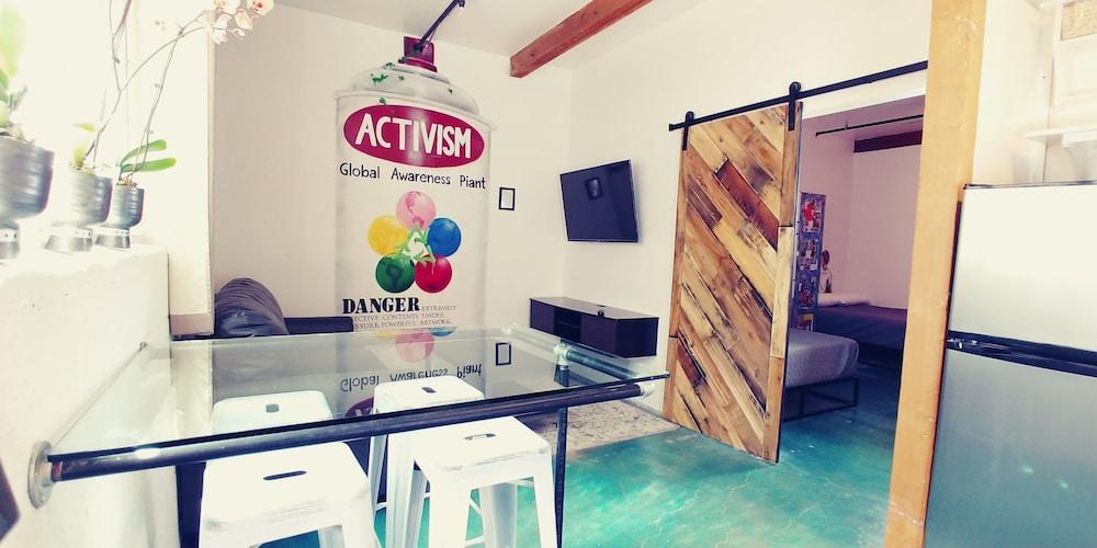 House of Trestles - Hostel photo 69