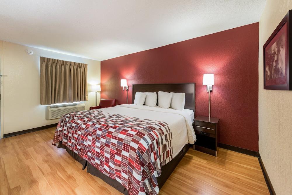 Red Roof Inn Grand Junction photo 8