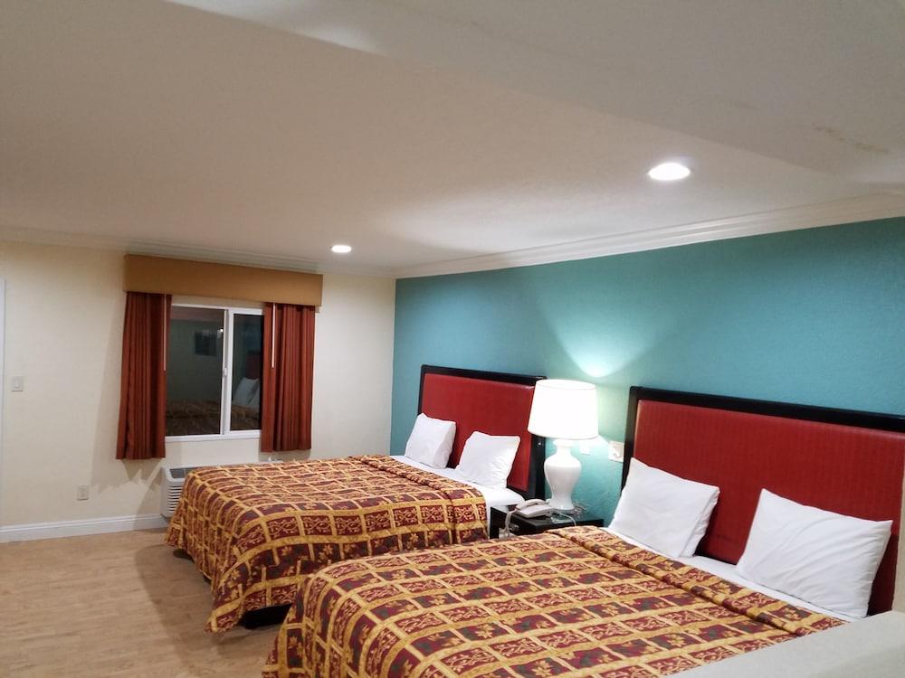El Rancho Motel photo 10