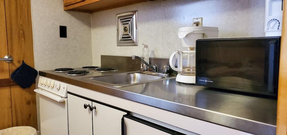 Red Ranch Motel photo 55