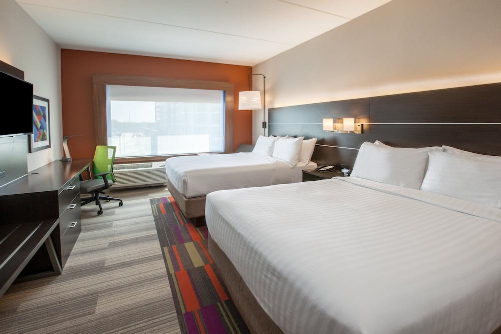 Holiday Inn Express & Suites Seymour by IHG photo 2