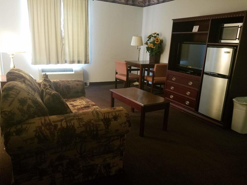 Dodge House Hotel & Convention Center photo 35
