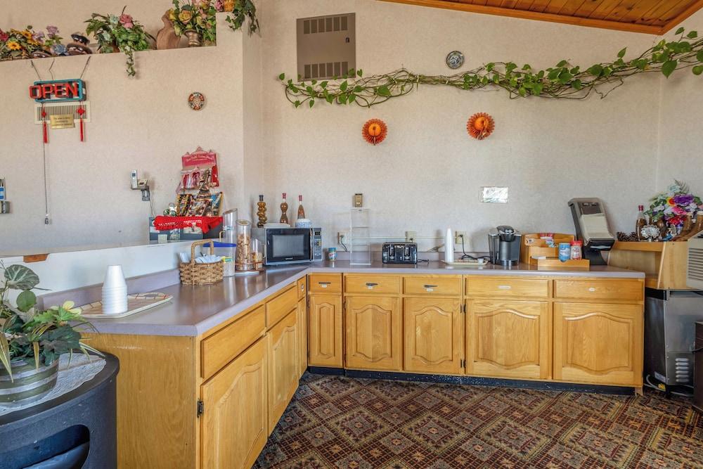 Royal Holiday Motel By Belvilla Gallup I-40 photo 56