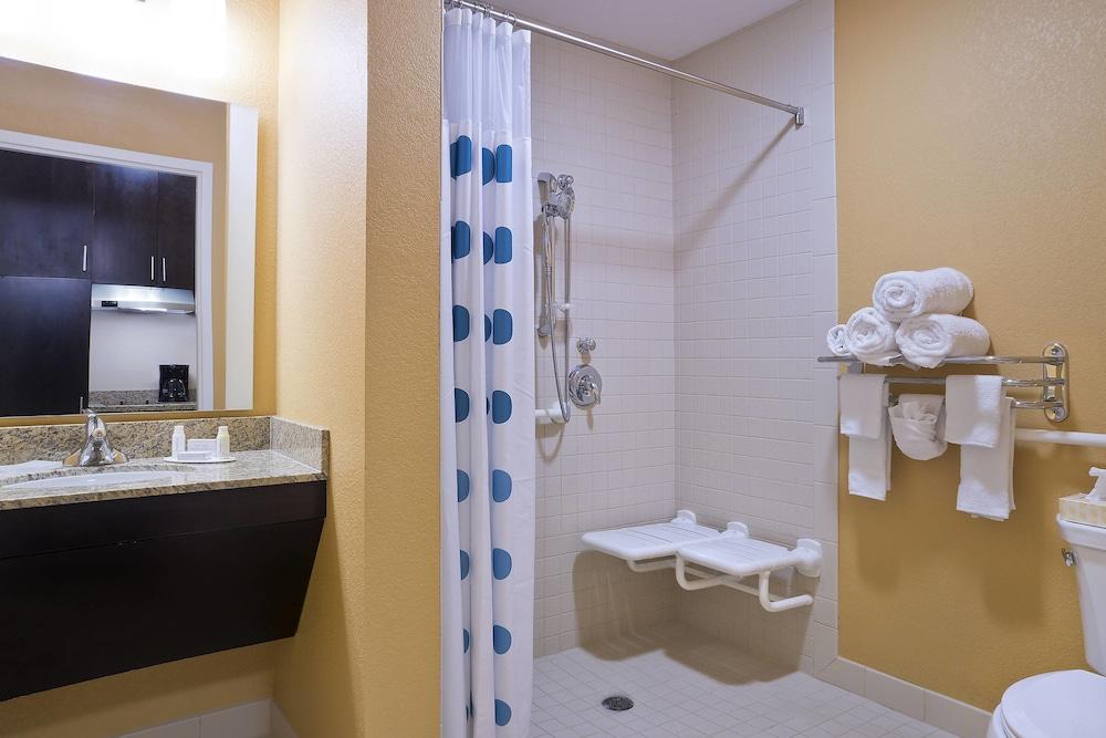 TownePlace Suites by Marriott Dodge City photo 12