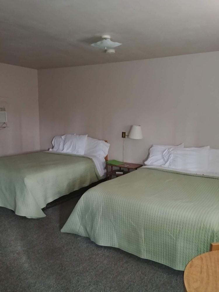 Cactus Inn photo 9