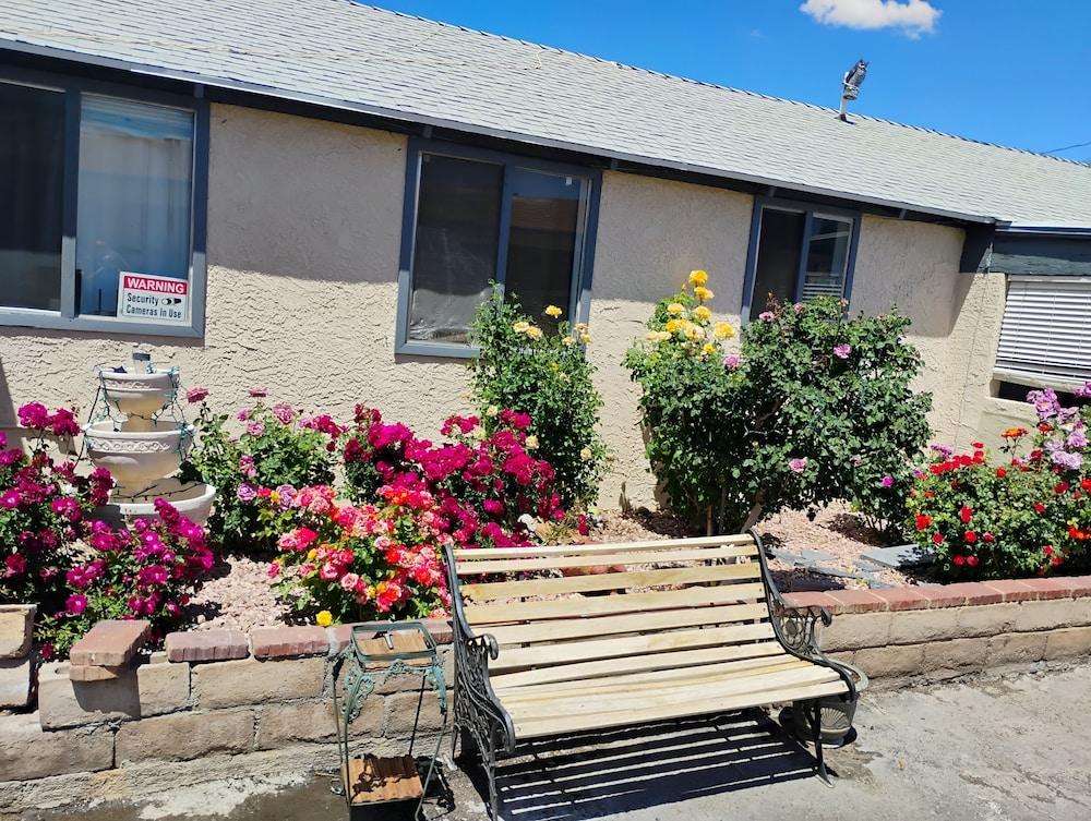 BV MOTEL photo 3