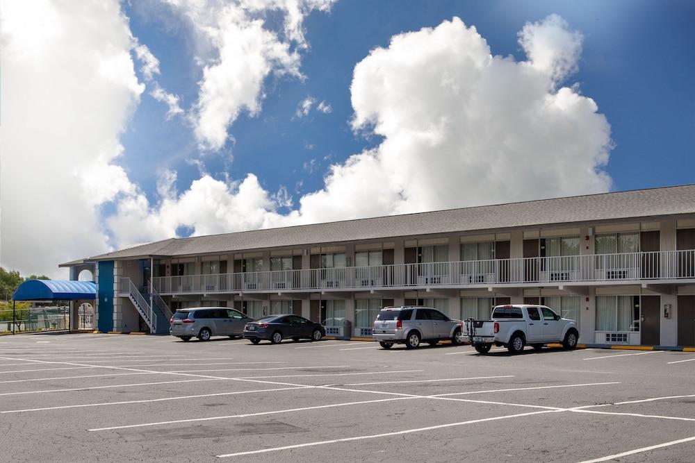Days Inn by Wyndham Apopka/Orlando photo 50