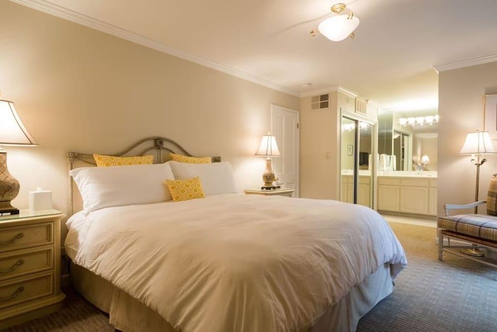 The Napa Residences photo 8