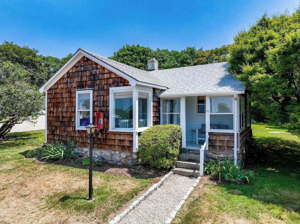 Marina Bay Cottages photo 74