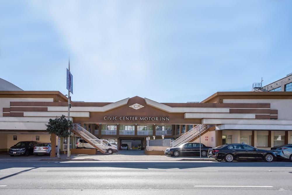 Civic Center Motor Inn photo 25