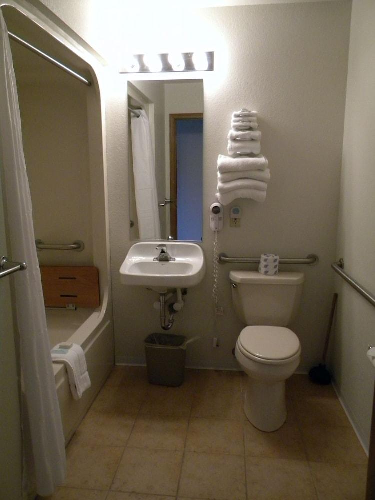 Nader's Motel & Suites photo 17