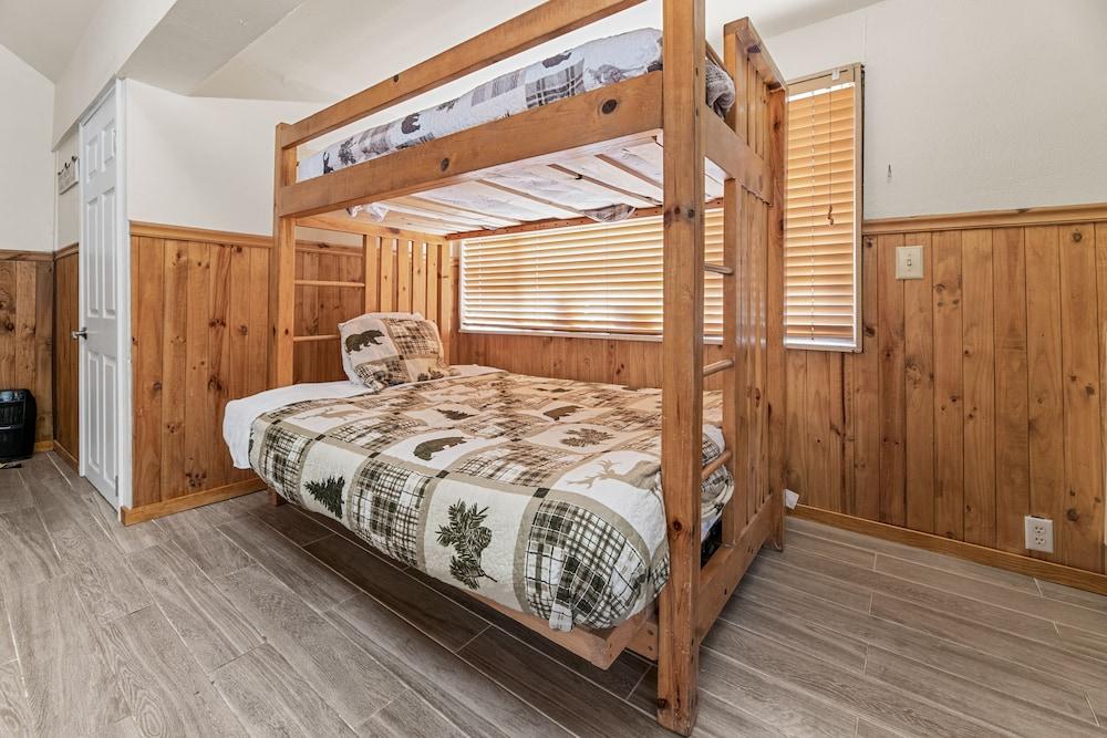 Big Bear Lakefront Lodge photo 22