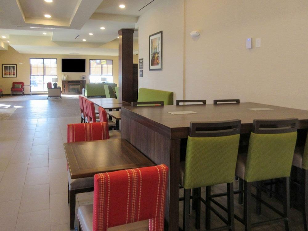 Comfort Suites Summerville photo 23