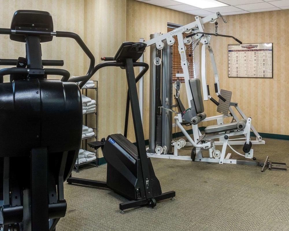Quality Suites Lake Wright - Norfolk Airport photo 35