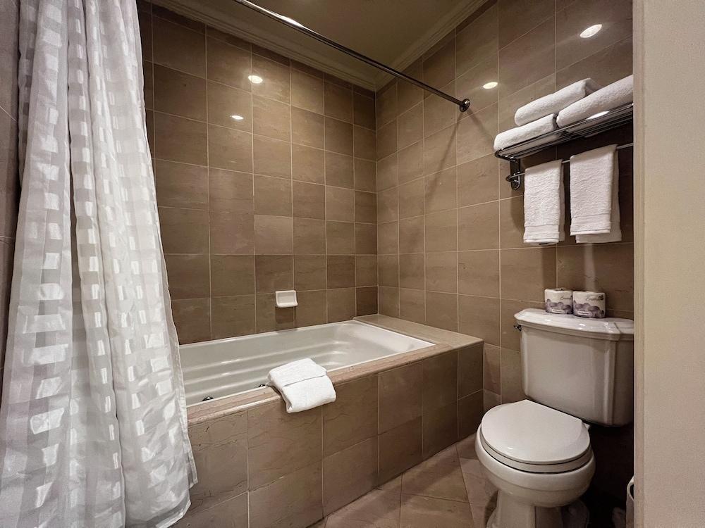 The Sterling Hotel photo 29