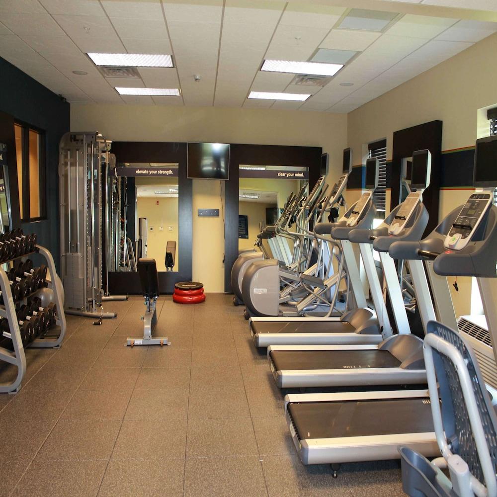 Hampton Inn & Suites Stroudsburg Pocono Mountains photo 25