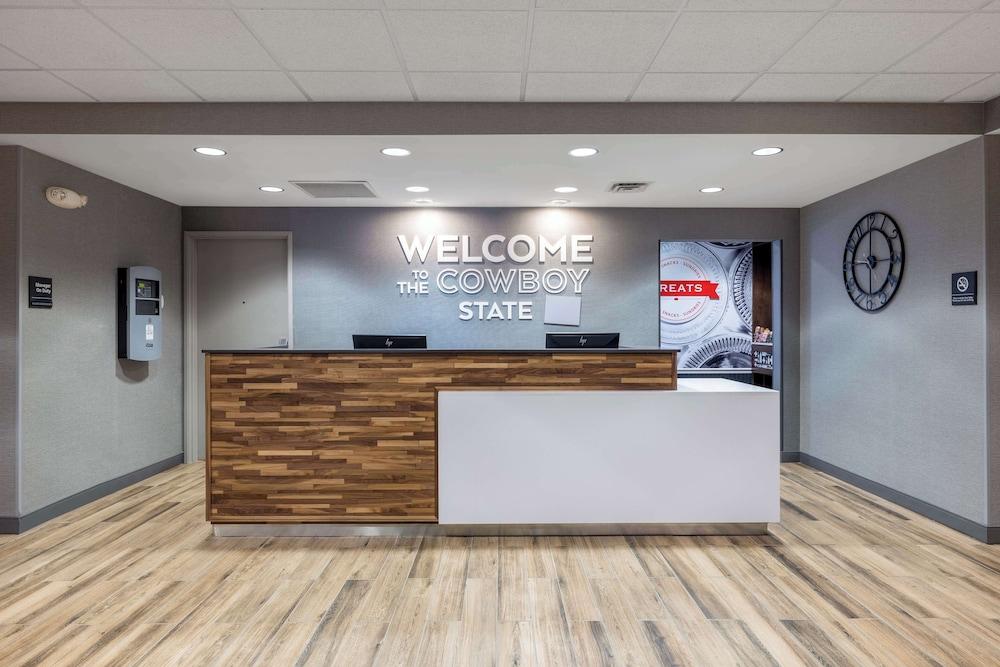 Hampton Inn & Suites Casper photo 5