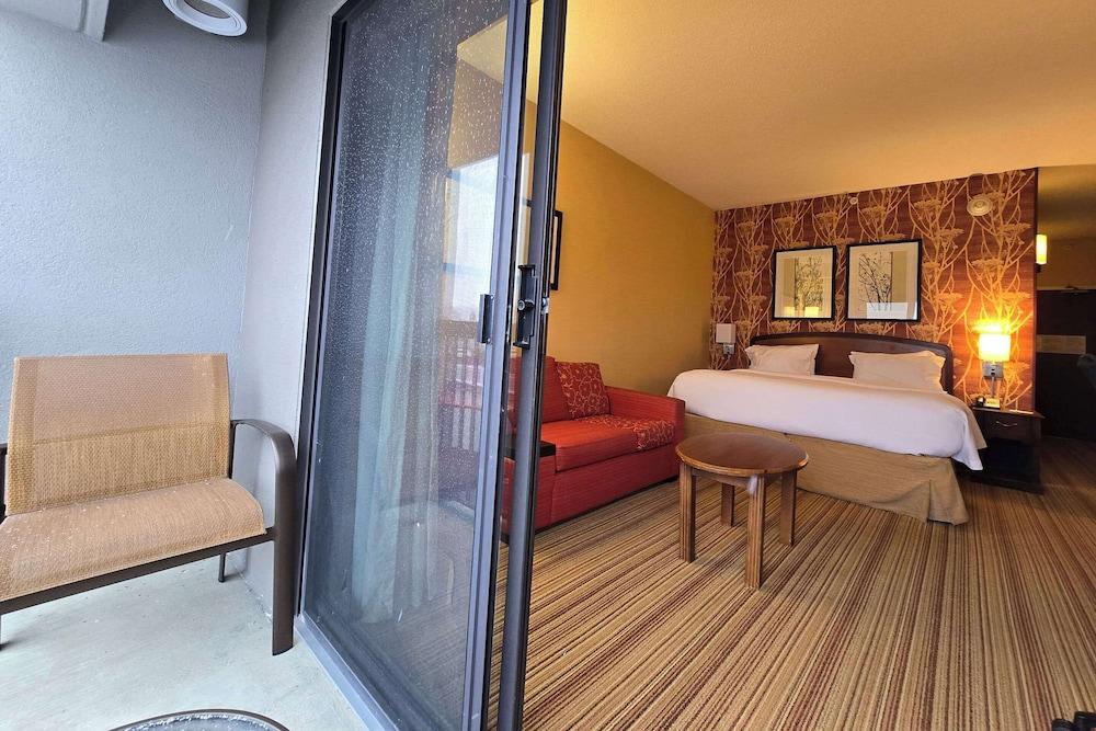 Country Inn & Suites by Radisson, Convention Center photo 95