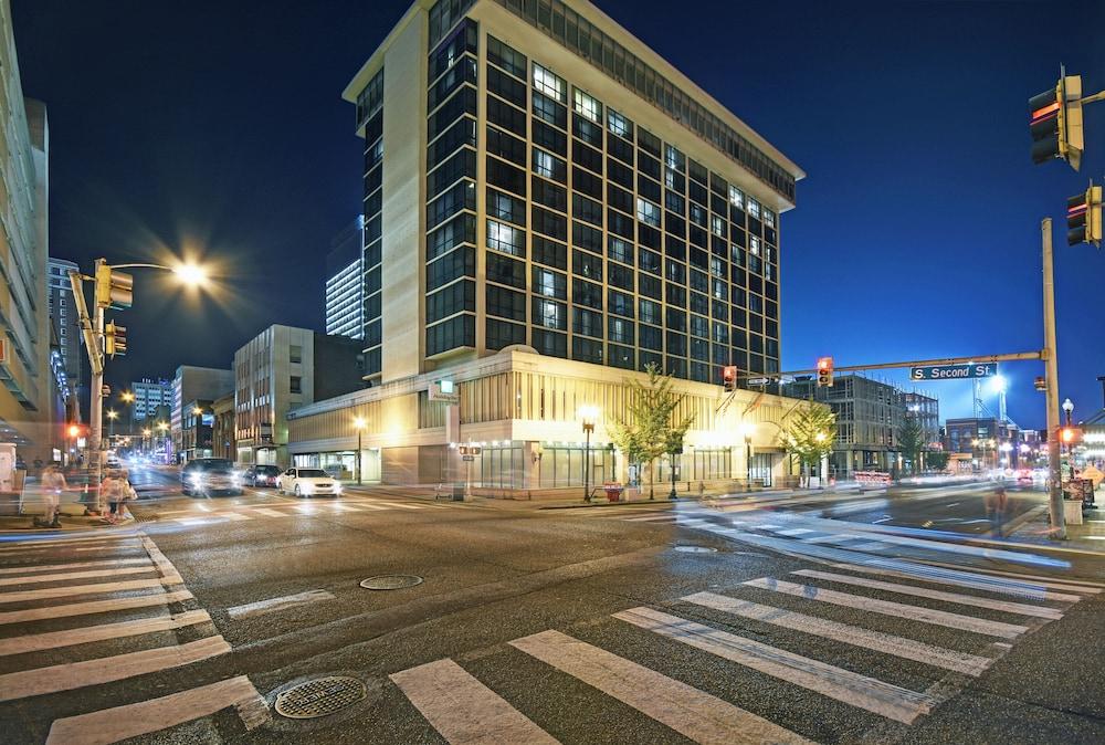 Holiday Inn Downtown Memphis by IHG photo 48