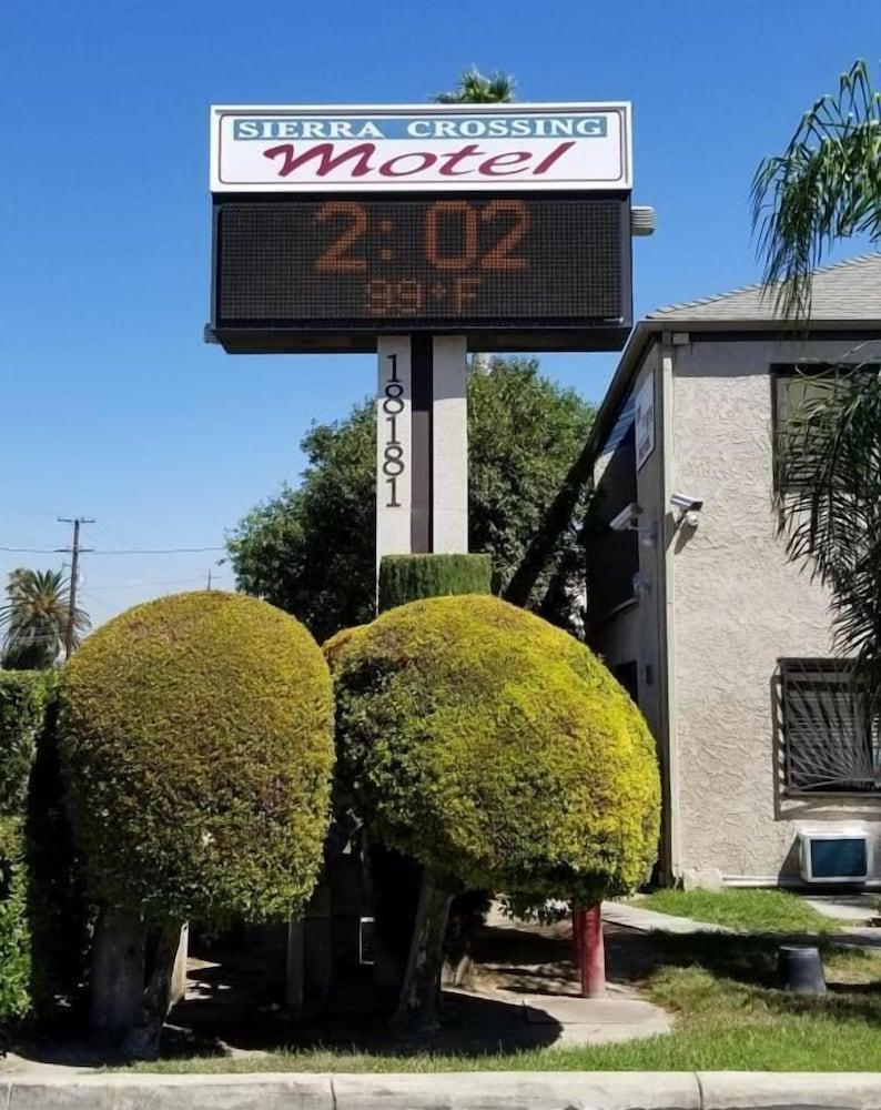 Sierra Crossing Motel photo 5