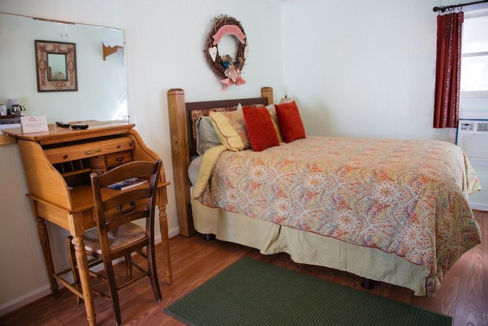 The Homestead Inn photo 11