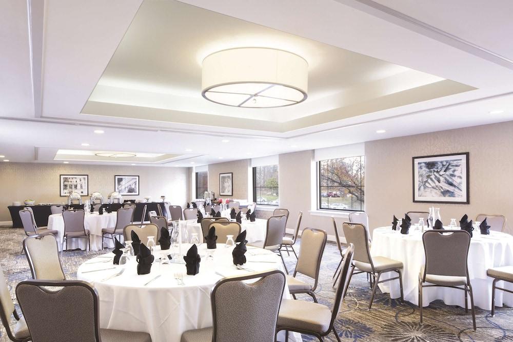 DoubleTree by Hilton Hotel Laurel photo 41