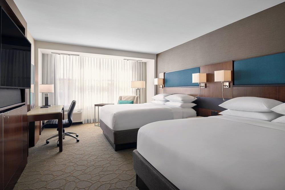 Delta Hotels by Marriott Milwaukee Northwest photo 22