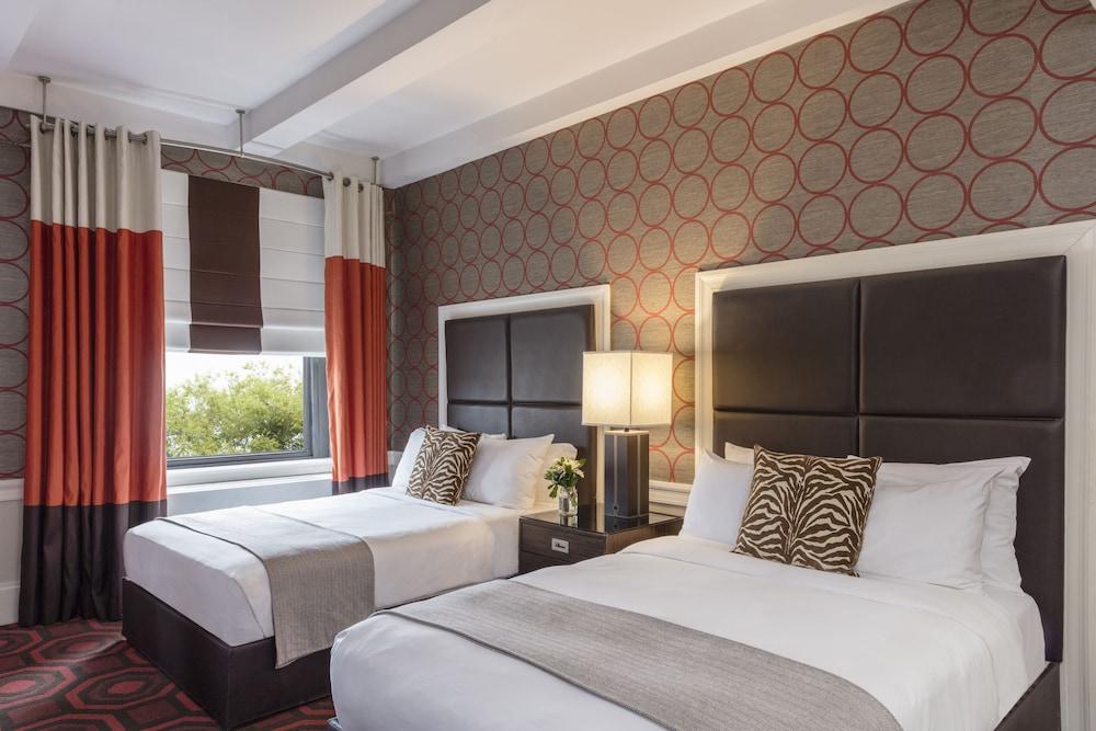 Empire Hotel photo 12