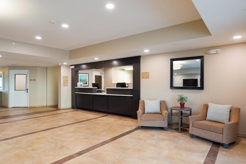 Candlewood Suites Lenexa - Overland Park Area by IHG photo 53