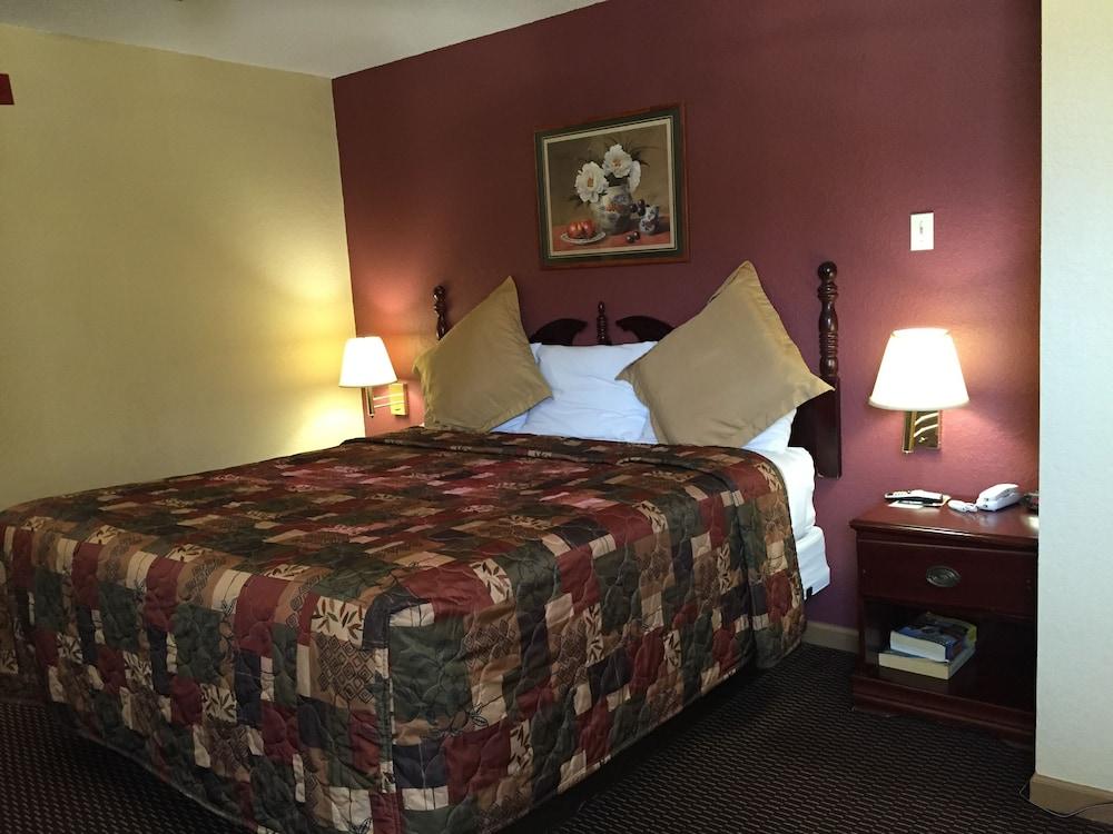 First Western Inn photo 21