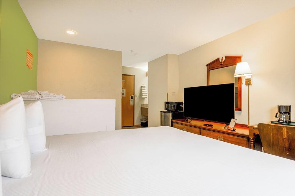 Super Sleep Inn photo 8
