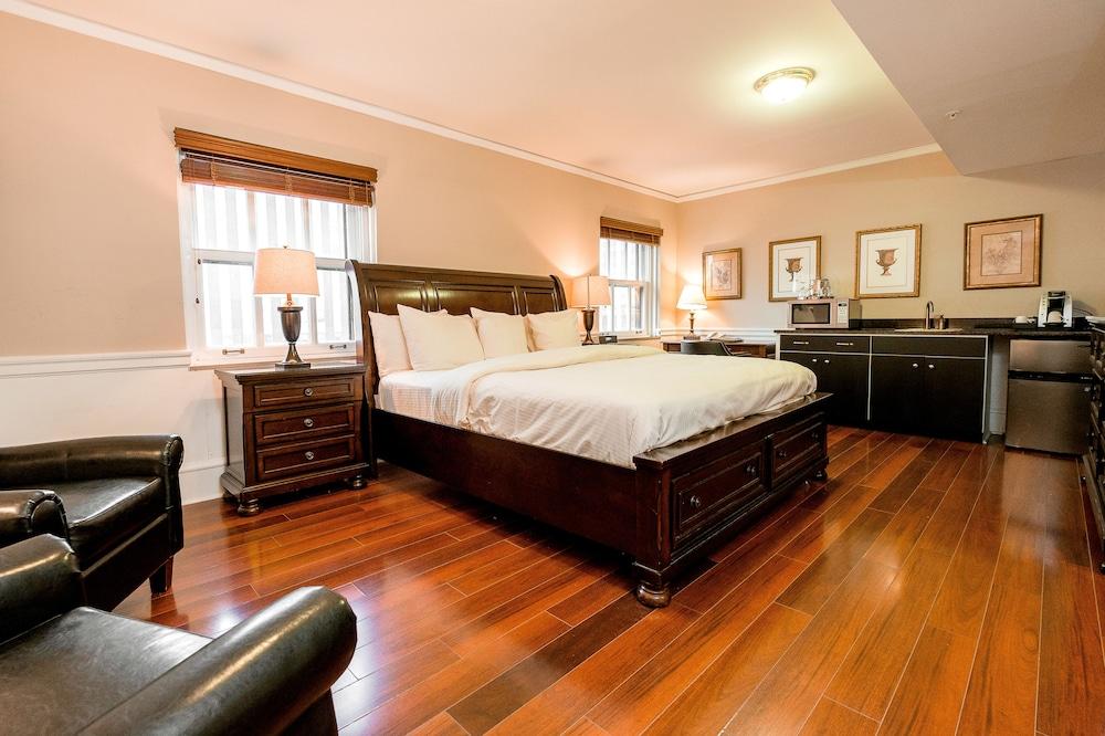 Hotel 340 photo 25