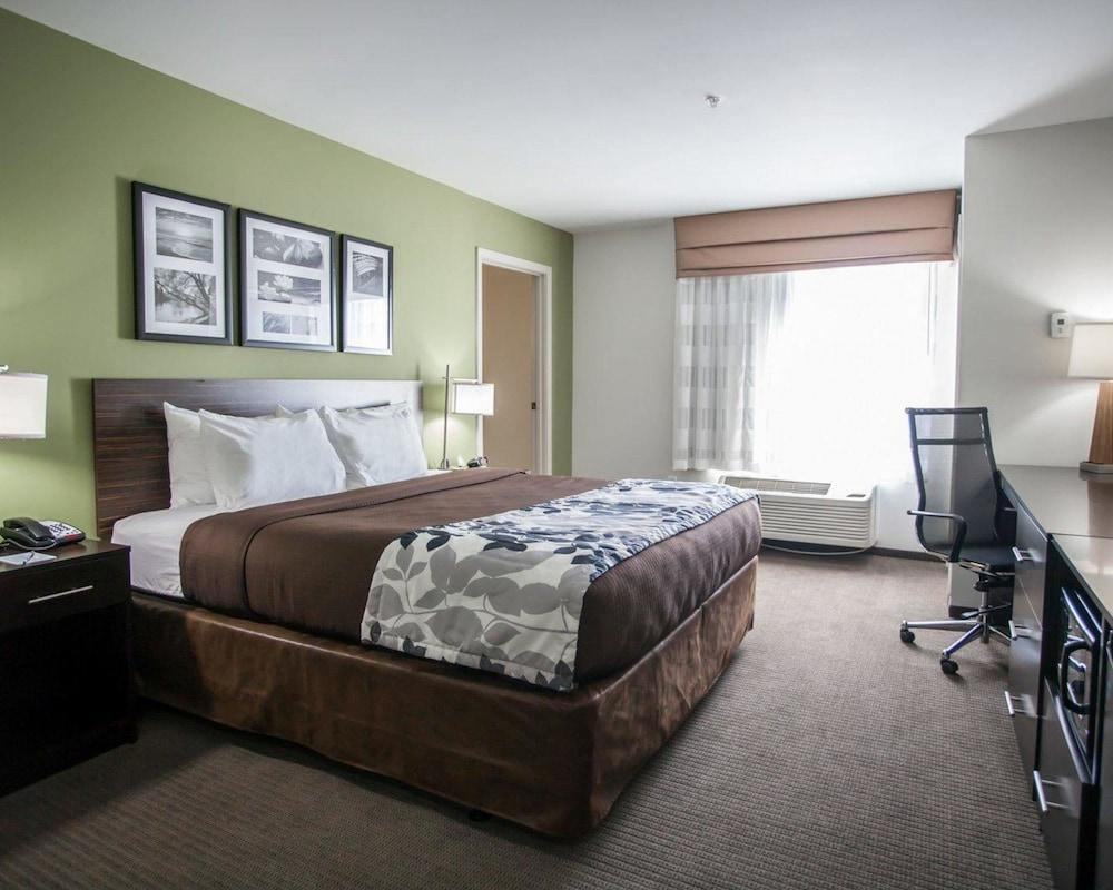 Sleep Inn & Suites Gulfport photo 10
