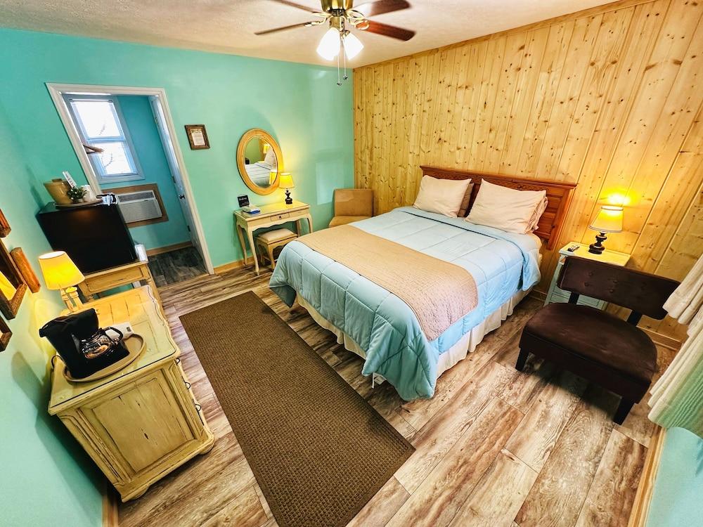 Alpine Village Inn photo 20