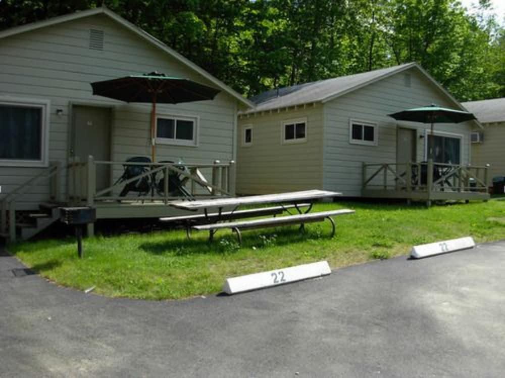 Lake George Diamond Cove photo 52