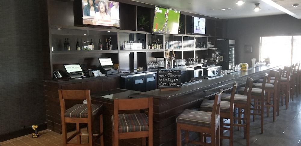Radisson Hotel Oklahoma City Airport photo 18