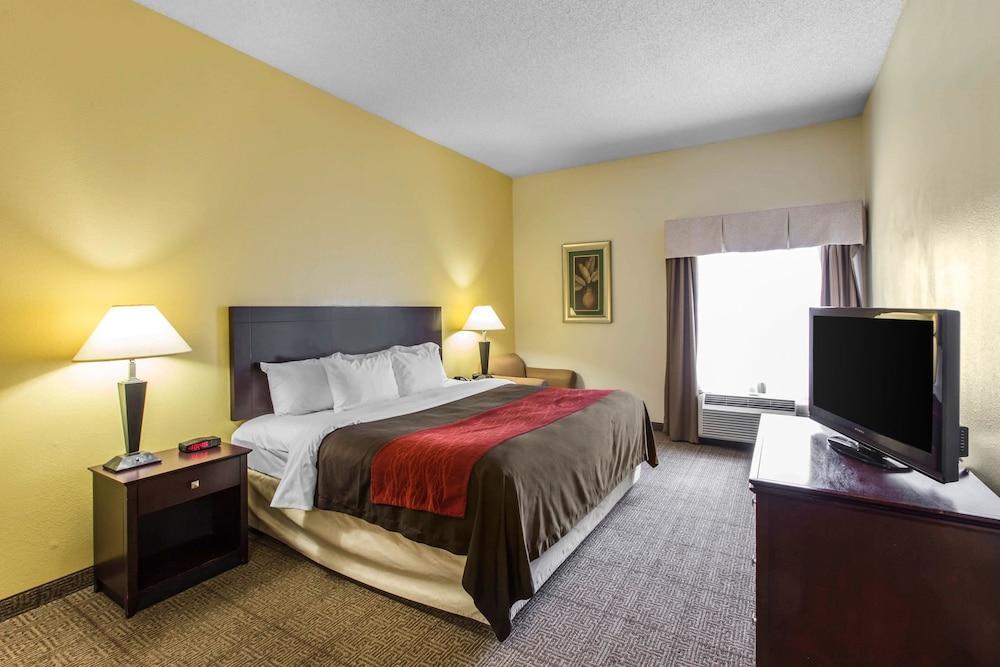 Comfort Inn & Suites Thomson photo 6
