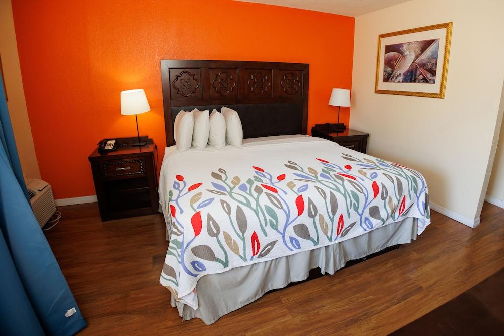 Garnet Inn & Suites, Orlando photo 24