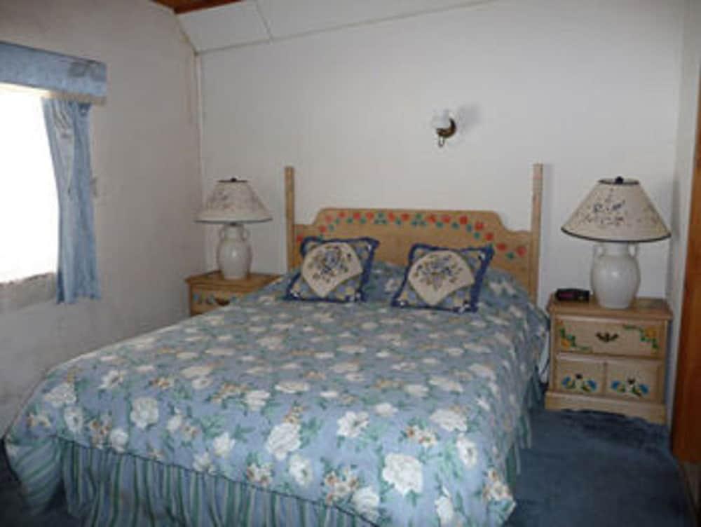 Dalem's Chalet photo 16