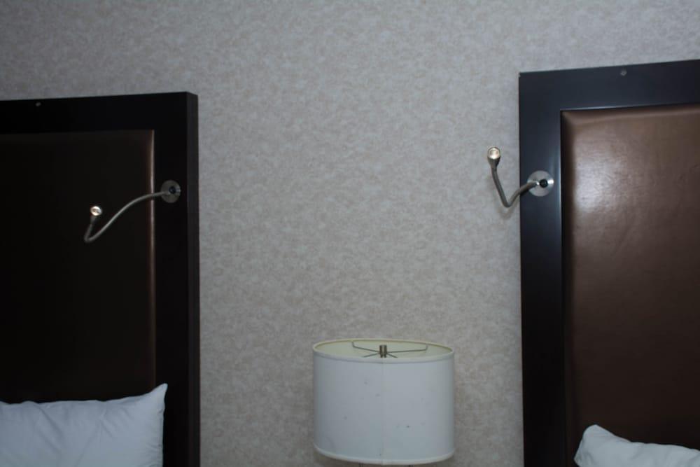 Atlantic Inn & Suites photo 27