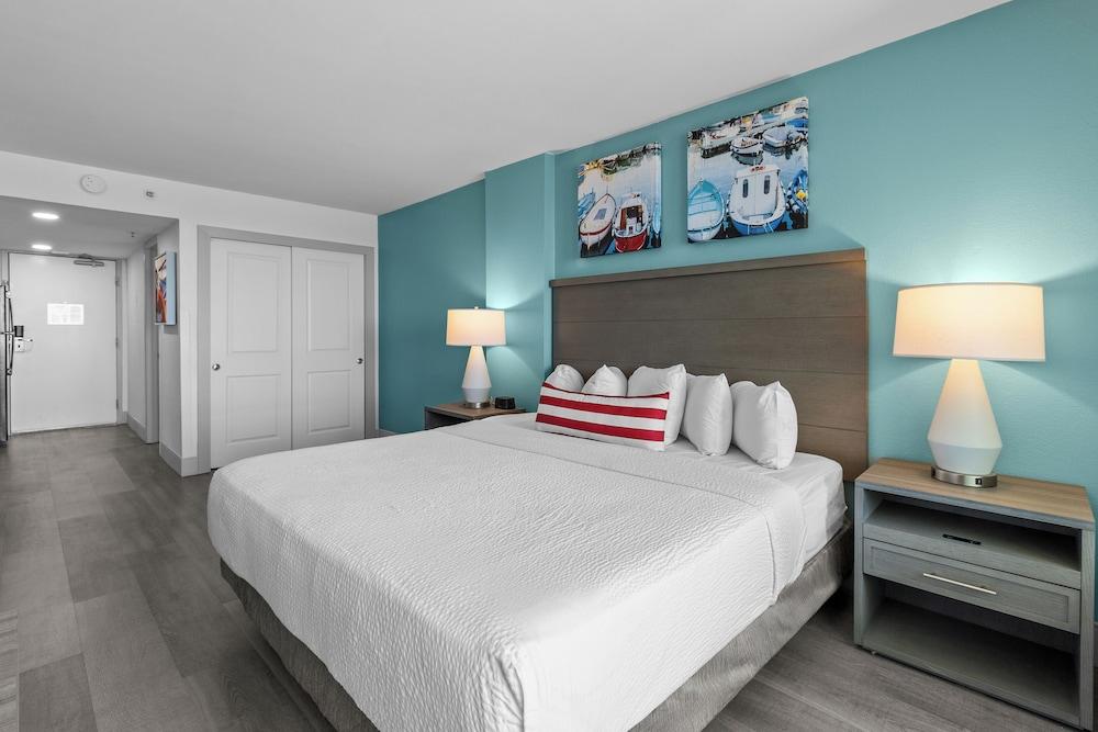 Compass Cove Resort photo 96