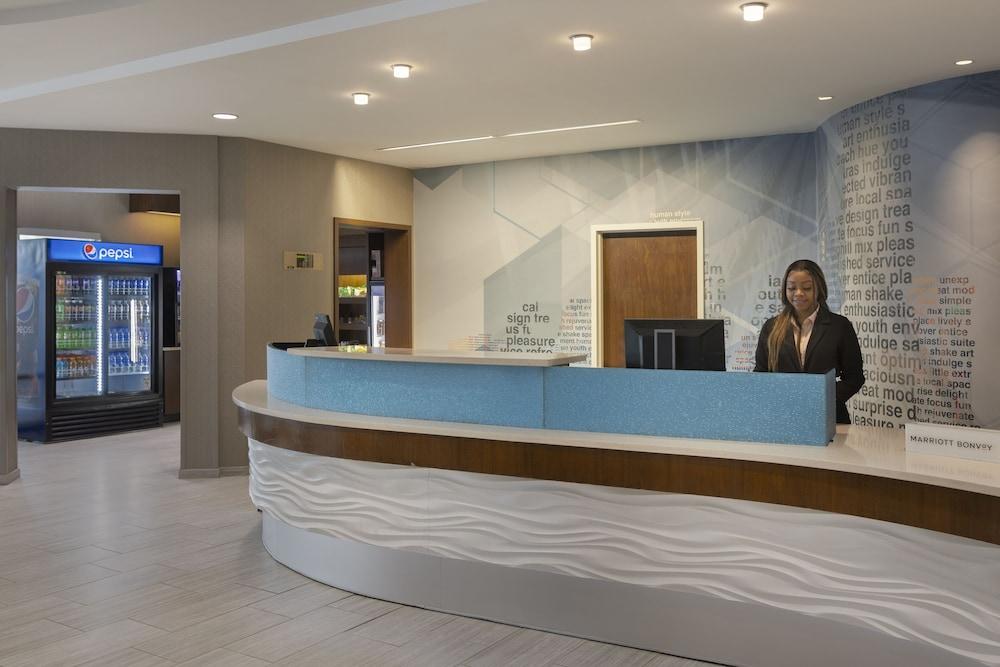 SpringHill Suites by Marriott Newark Liberty International photo 2