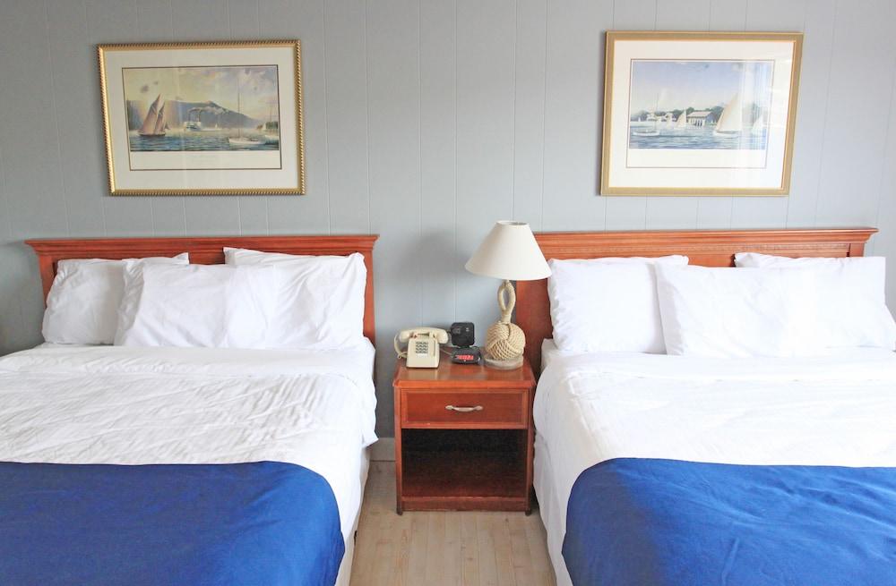 Fishermans Wharf Inn photo 10
