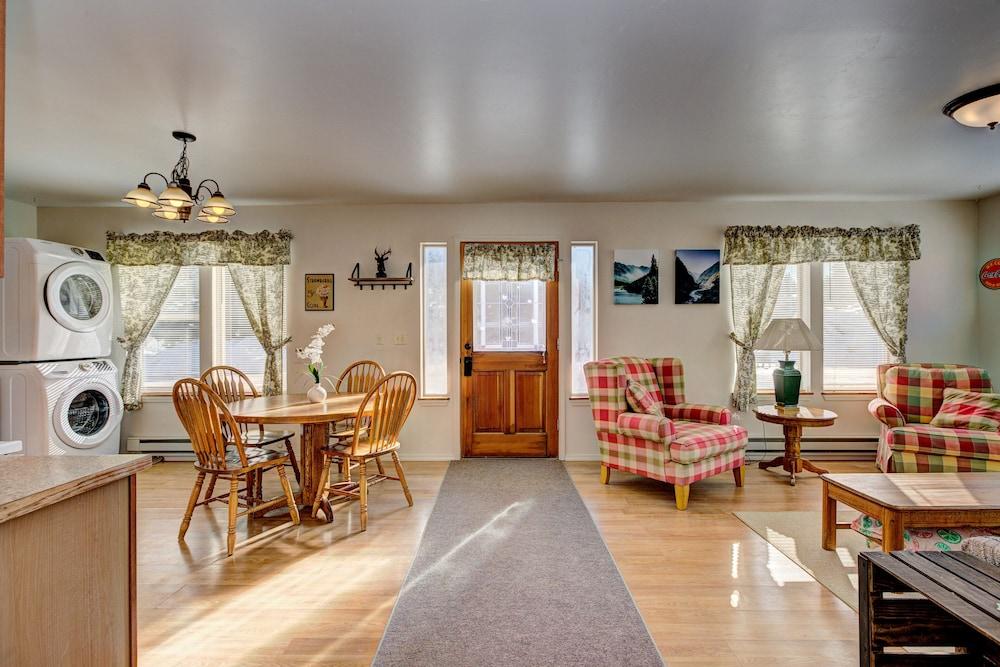 Cascade Lake Inn photo 32