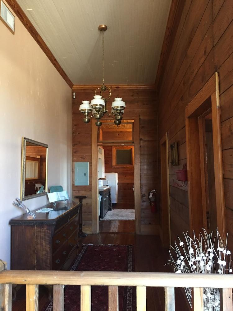 Hico's Upstairs Inn photo 17