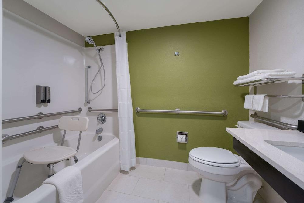 Sleep Inn Madison photo 4