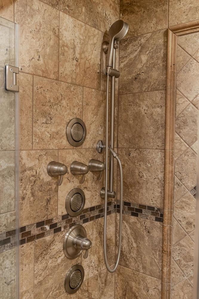 Inn at the Colonnade Baltimore - a DoubleTree by Hilton photo 46