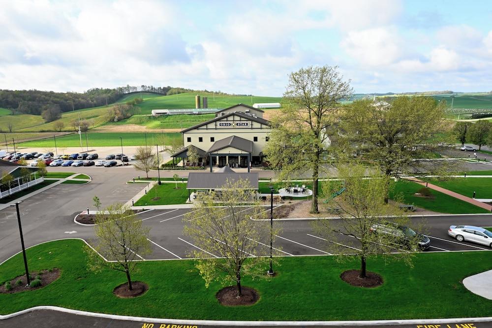 Carlisle Inn Sugarcreek photo 20