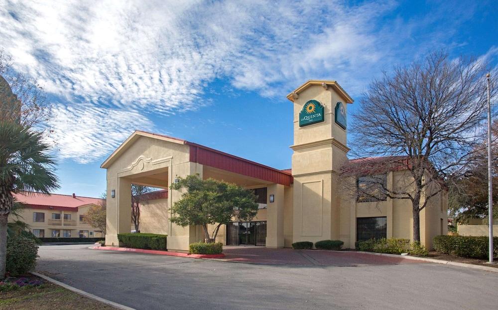 La Quinta Inn by Wyndham San Marcos photo 61