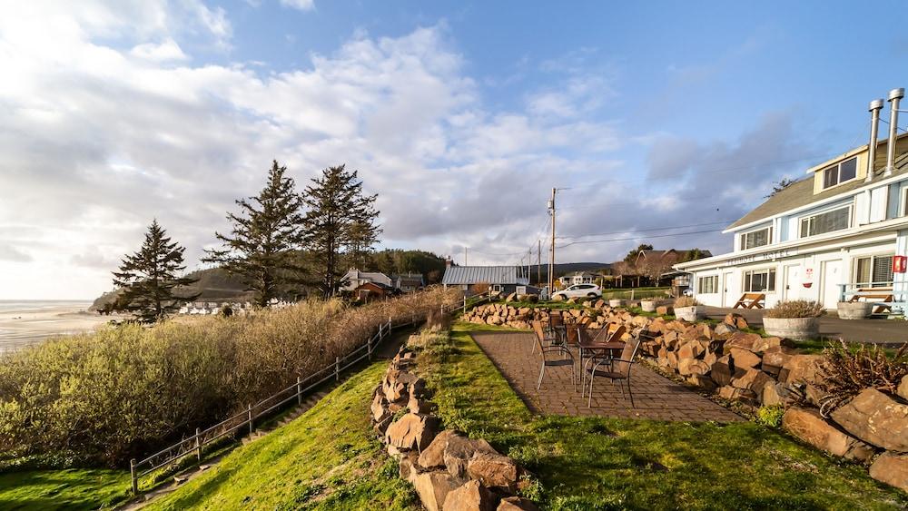 Terimore Bayfront Inn photo 11